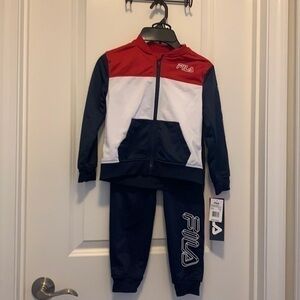 Fila boys sweatsuit new size 4